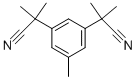 3,5-Bis(2-cyaanprop-2-yl)tolueen