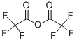 Trifluorazijnzuuranhydride
